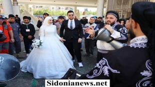 بالصور: من قلب المعاناة يولد الفرح  في صيدا  : حفل خطوبة وعقد قران الشابة زينب منتش من جبشيت والشاب خليل نعمة من حبوش في مركز إستقبال النازحين بحضور السيدة إيمان سعد