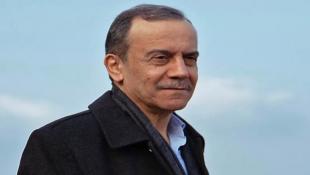 خليل المتبولي: أناديكم : الصوت صار وطنًا حين رحل أحمد قعبور كأنّ صوته تكسّر في الهواء وتوزّع علينا، فصار لكلّ واحدٍ منّا حصّته من النداء. أناديكم