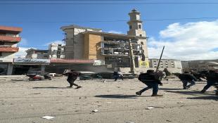 بالفيديو وبالصور : ظهرا : في اعنف 100 عارة على لبنان : إستشهاد الشيخ صادق النابلسي في غارة اسرائيلية ثانية على صيدا استهدفت مجمع السيدة فاطمة الزهراء والقاء القبض على مشتبه به؟