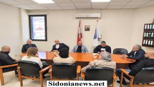 بالصور : عمر مرجان يدعم المستشفى الحكومي في صيدا... أنتم خط الدفاع الصحي الأول