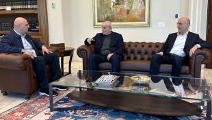 الرئيس عون عرض مع وزيري الدفاع والداخلية إجراءات تعزيز الأمن والاستقرار في بيروت والمناطق