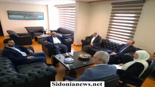 بالصور: فاعليات صيدا السياسية إجتمعت في البلدية : السلم الأهلي والإستقرار في المدينة خط أحمر | تأمين الكرامة الإنسانية للنازحين بما يحفظ صمود المجتمع المضيف ويصون أمن المدينة واستقرارها