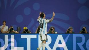 بالصور : هاتريك لميسي... الأرجنتين تفوز على الجزائر 3-0 في كأس العالم 2026 ميسي يكشف سر بكائه في المباراة