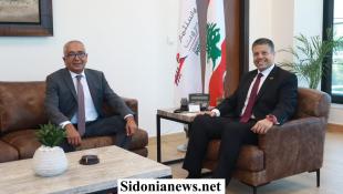 سفير أرمينيا يزور مرفأ بيروت ويبحث تشجيع الاستثمار وتبادل الفرص