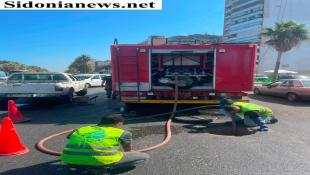 بالصور : مؤسسة مياه الجنوب : تنظيف خط الصرف الصحي الرئيسي الساحلي لمدينة صيدا